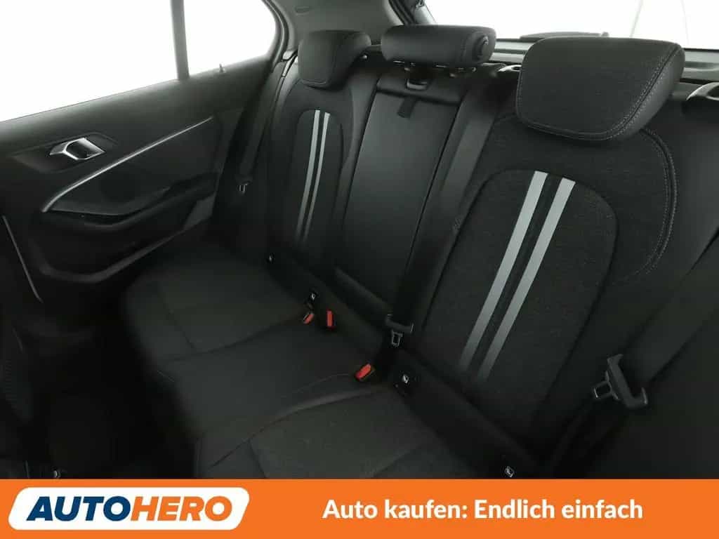 BMW 1 Series 118d Sport Line Aut.*NAVI*LED*PDC*SHZ*TEMPO* 08/2020-photo-13