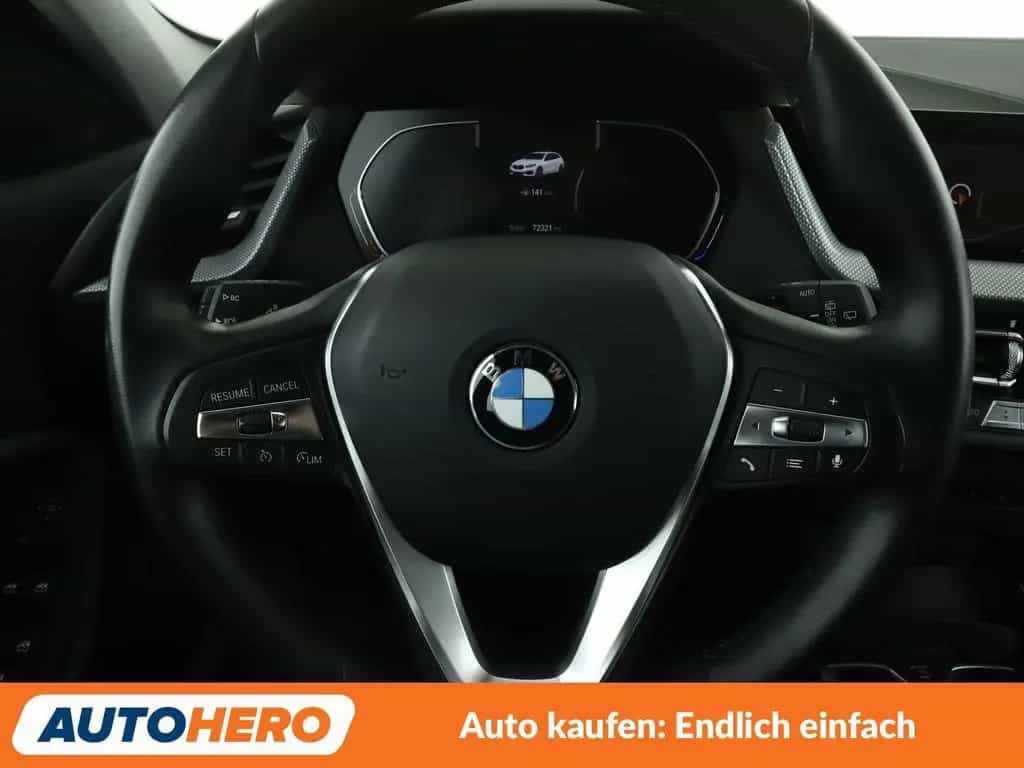 BMW 1 Series 118d Sport Line Aut.*NAVI*LED*PDC*SHZ*TEMPO* 08/2020-photo-18