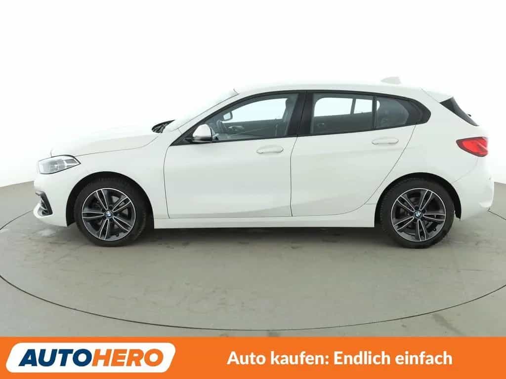 BMW 1 Series 118d Sport Line Aut.*NAVI*LED*PDC*SHZ*TEMPO* 08/2020-photo-2