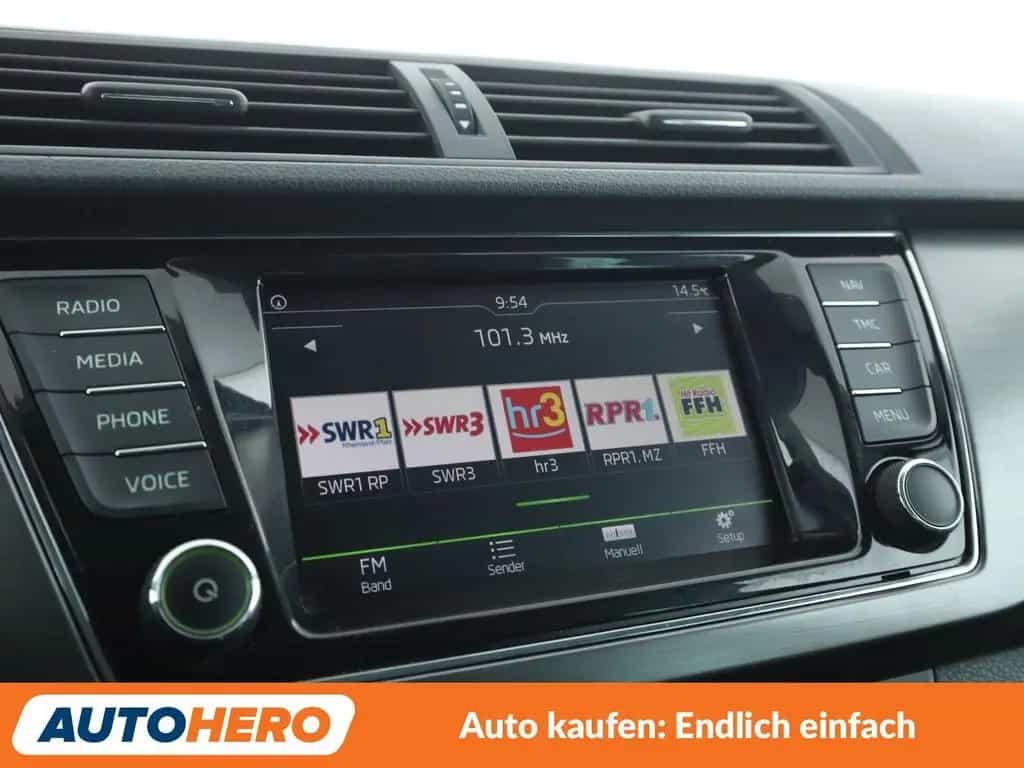 Skoda Fabia 1.2 TSI Joy*NAVI*TEMPO*PDC* 07/2016-photo-20