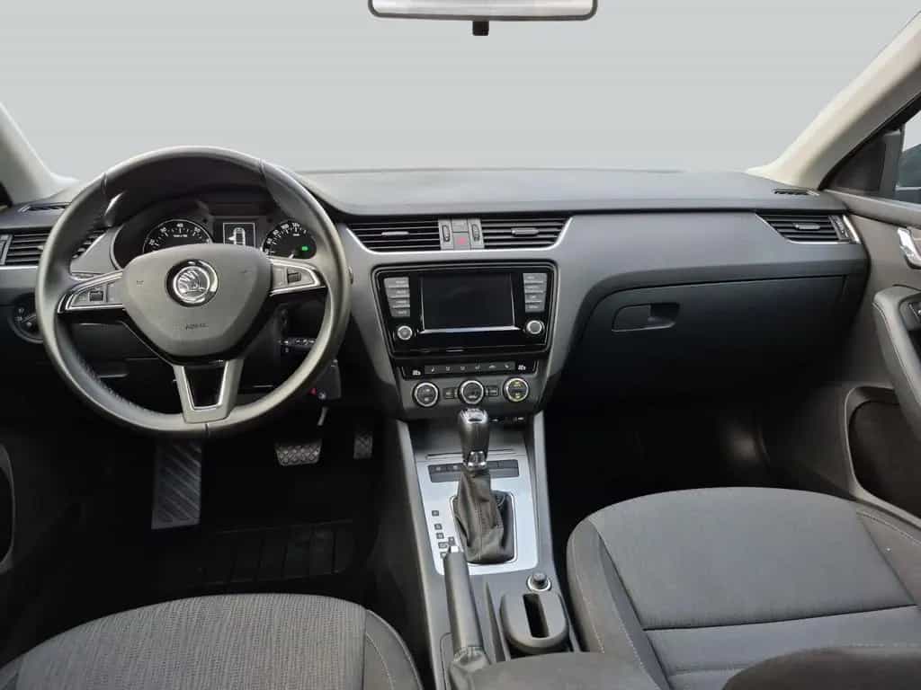 Skoda Octavia Combi 1.4TSI DSG Style Navi Sitzhzg. 05/2017-photo-10