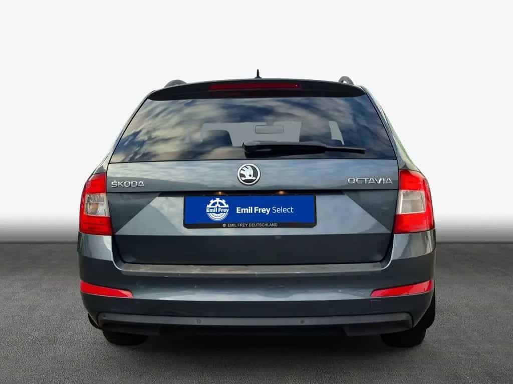 Skoda Octavia Combi 1.4TSI DSG Style Navi Sitzhzg. 05/2017-photo-4