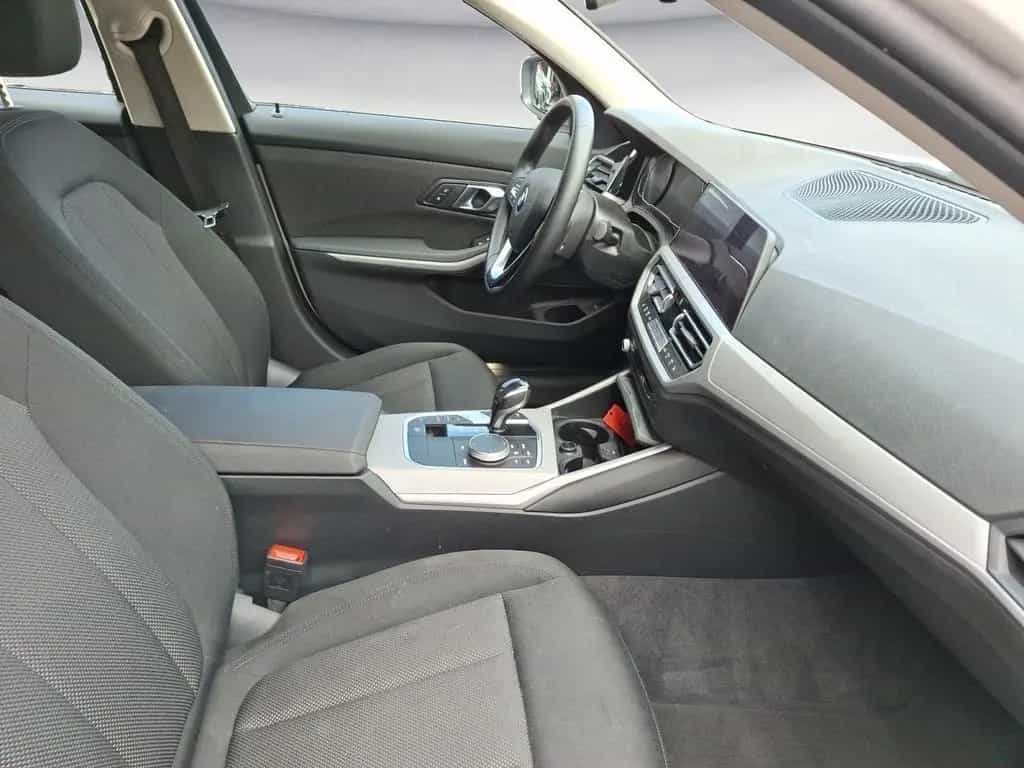 BMW 3 Series 318i Touring Advantage *Business*Navi*LED*PDC*SH 02/2021-photo-8