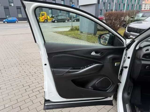 Opel Grandland X 1.2 ULTIMATE 02/2021-photo-11