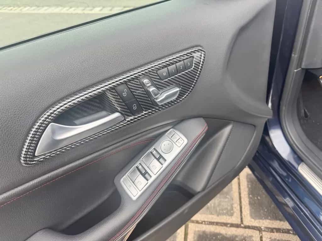 Mercedes-Benz A 180 AMG Line 03/2017-photo-9