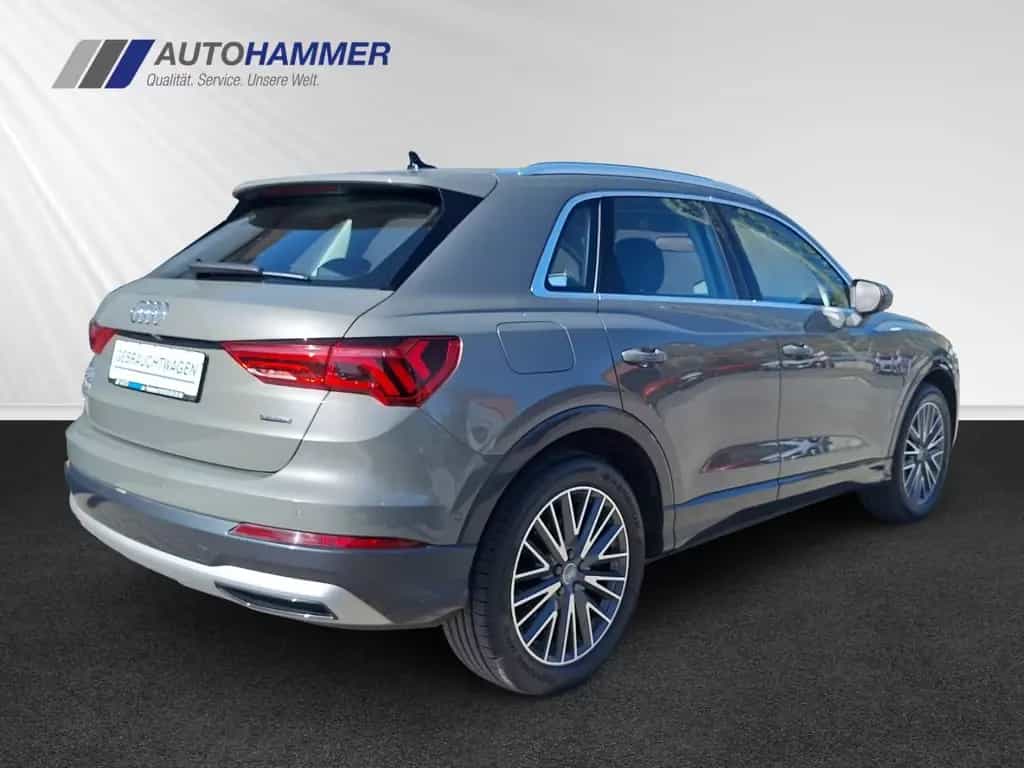 Audi Q3 45 TFSI quattro advanced 19'' Standhzg. el.HK 02/2019-photo-1