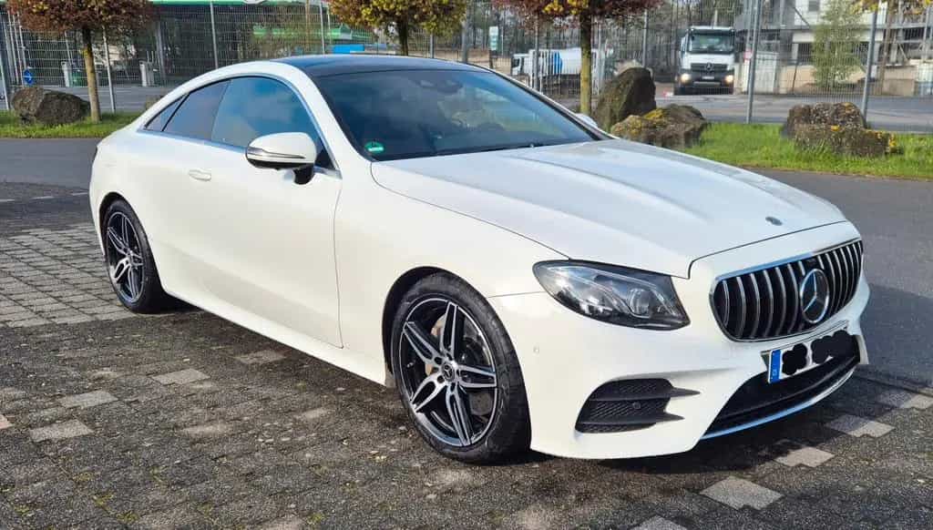 Mercedes-Benz E-Class 350 Autom. Coupe/AMG Paket/Pano./360°Kamera 04/2018-photo-0