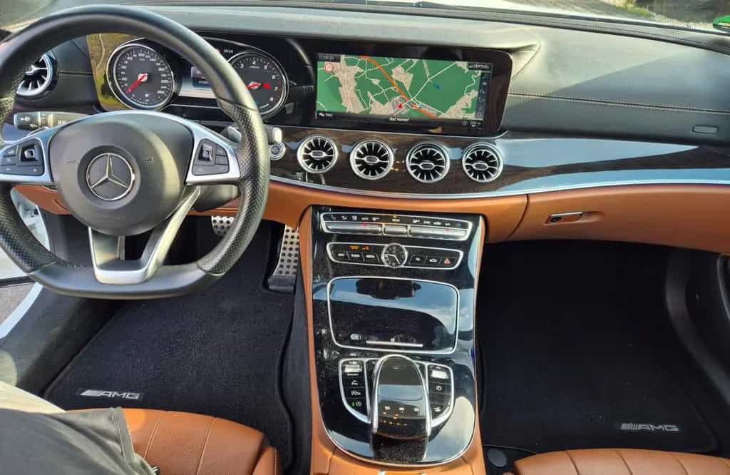 Mercedes-Benz E-Class 350 Autom. Coupe/AMG Paket/Pano./360°Kamera 04/2018-photo-9