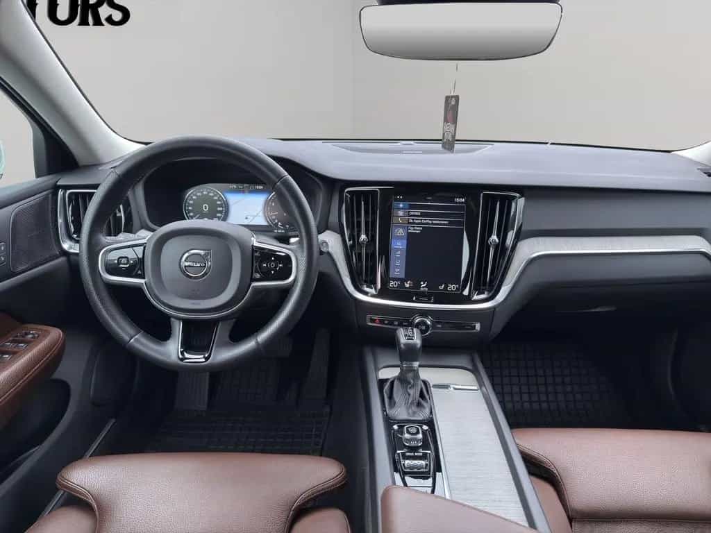 Volvo V60 INSCRIPTION T5 LED HARMAN KARDON LEDER NAVI 07/2019-photo-13