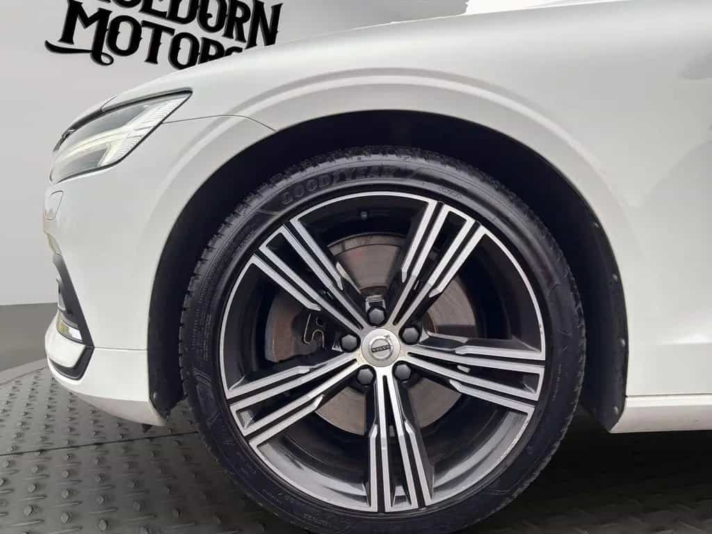Volvo V60 INSCRIPTION T5 LED HARMAN KARDON LEDER NAVI 07/2019-photo-23