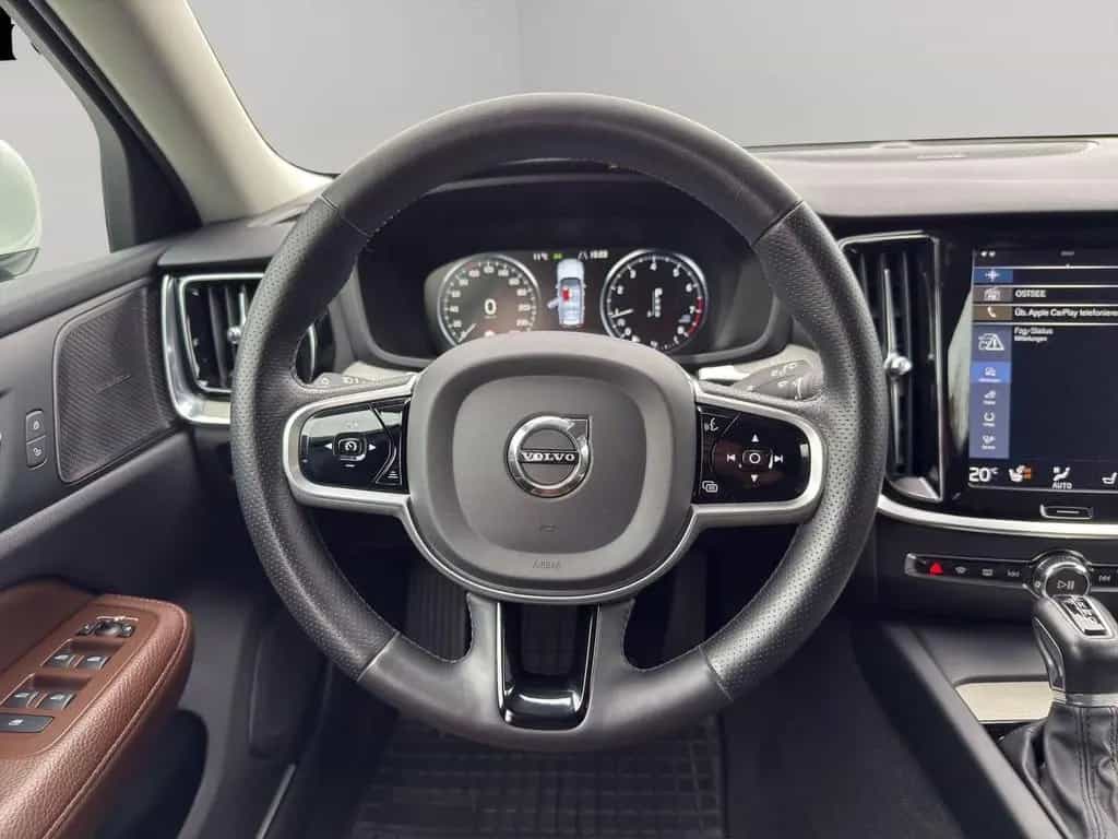 Volvo V60 INSCRIPTION T5 LED HARMAN KARDON LEDER NAVI 07/2019-photo-9