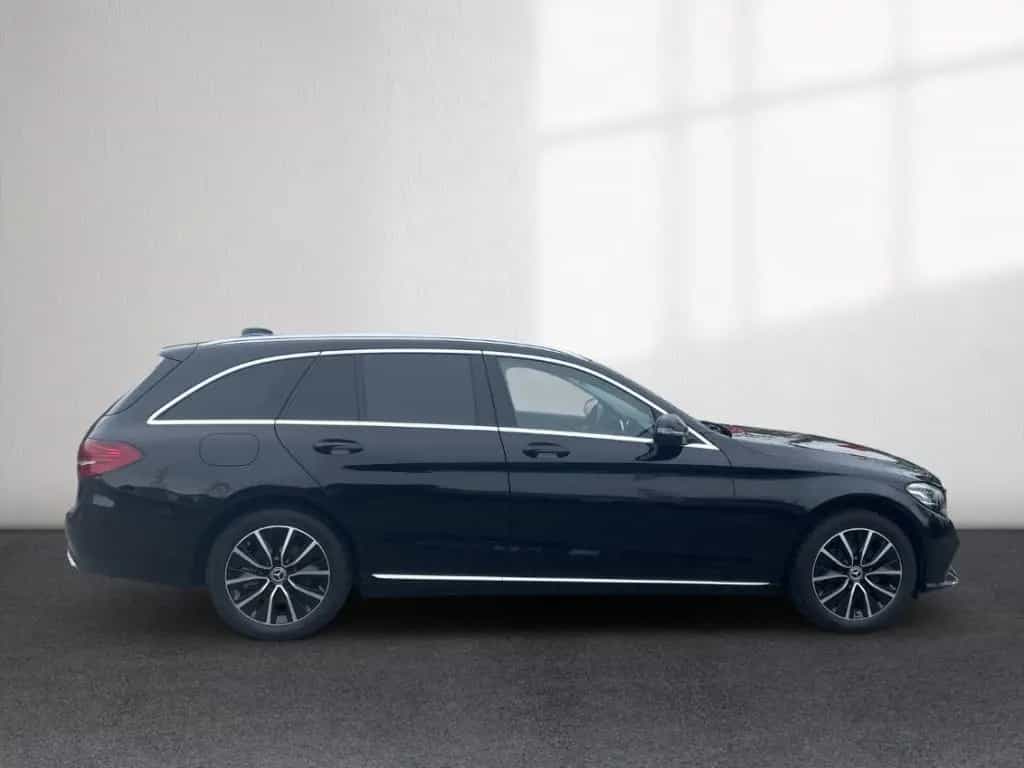 Mercedes-Benz C-Class 300 T-Modell Exclusive NAV KLIM SHZ TEMP 9G 09/2018-photo-4