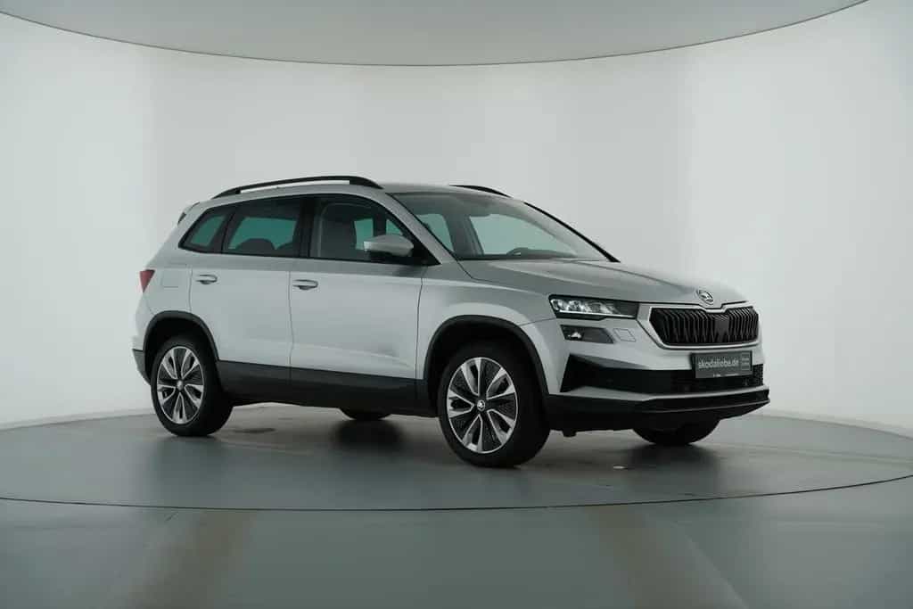 Skoda Karoq 1.5TSI STYLE DSG VOLL-LED+ANHÄNGERKUPPLUNG 10/2023-photo-3