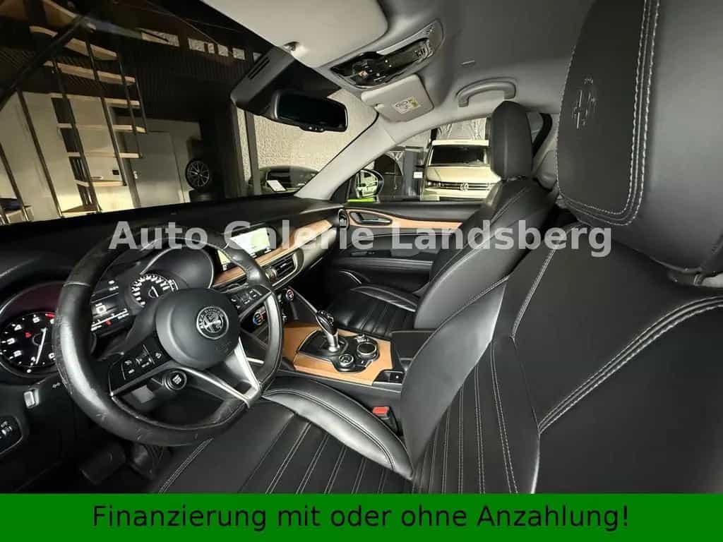 Alfa Romeo Stelvio Super Q4*Allrad*Leder*Navi*Xenon*Keyles* 07/2017-photo-10