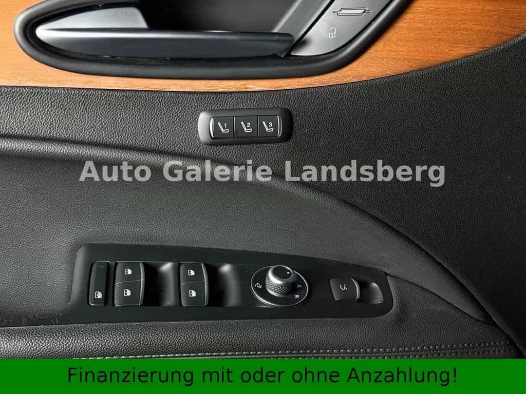 Alfa Romeo Stelvio Super Q4*Allrad*Leder*Navi*Xenon*Keyles* 07/2017-photo-22