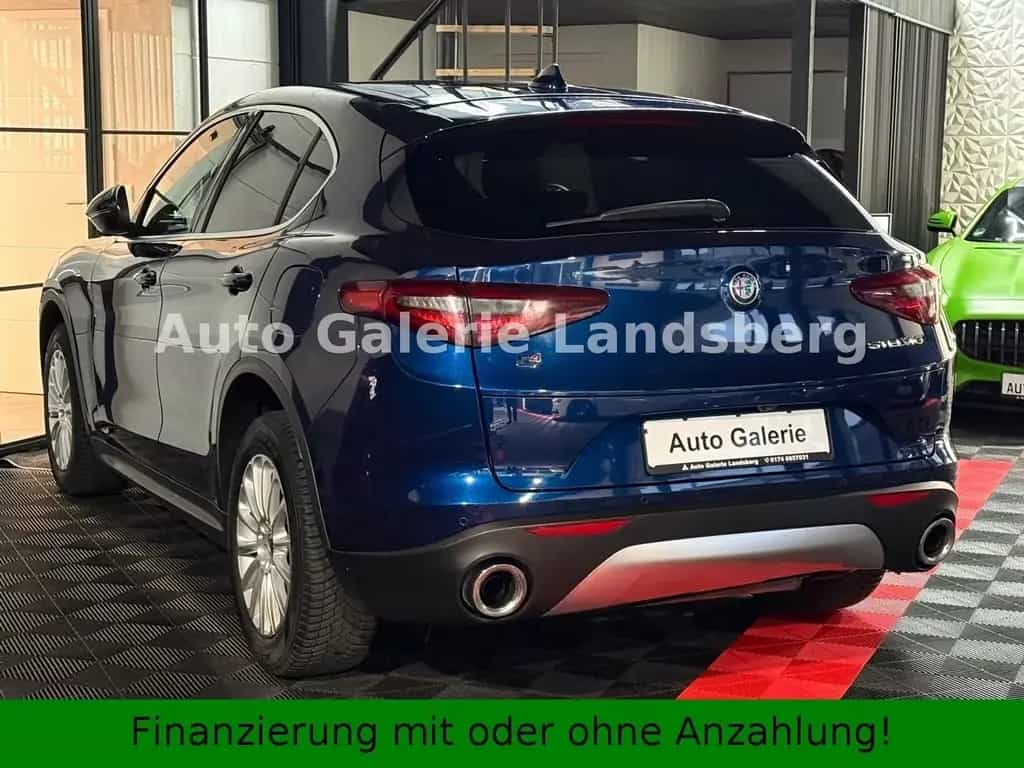 Alfa Romeo Stelvio Super Q4*Allrad*Leder*Navi*Xenon*Keyles* 07/2017-photo-30