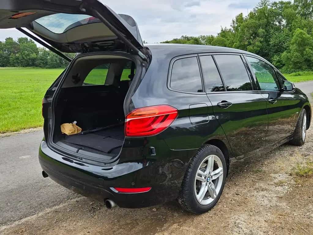 BMW 2 Series 220 Gran Tourer 220i Steptronic Advantage Ad... 02/2017-photo-3