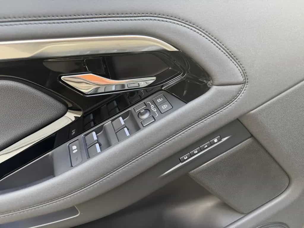 Land Rover Range Rover Rover Evoque R-Dynamic Black LED Pano 360° 03/2023-photo-27