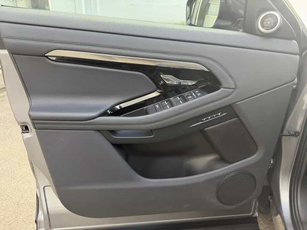Land Rover Range Rover Rover Evoque R-Dynamic Black LED Pano 360° 03/2023-photo-7