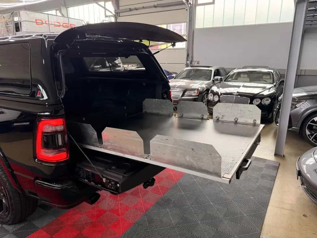 Dodge RAM 1500 5.7 HEMI 4X4 LARAMIE PANO 360° HUD LPG 10/2021-photo-36
