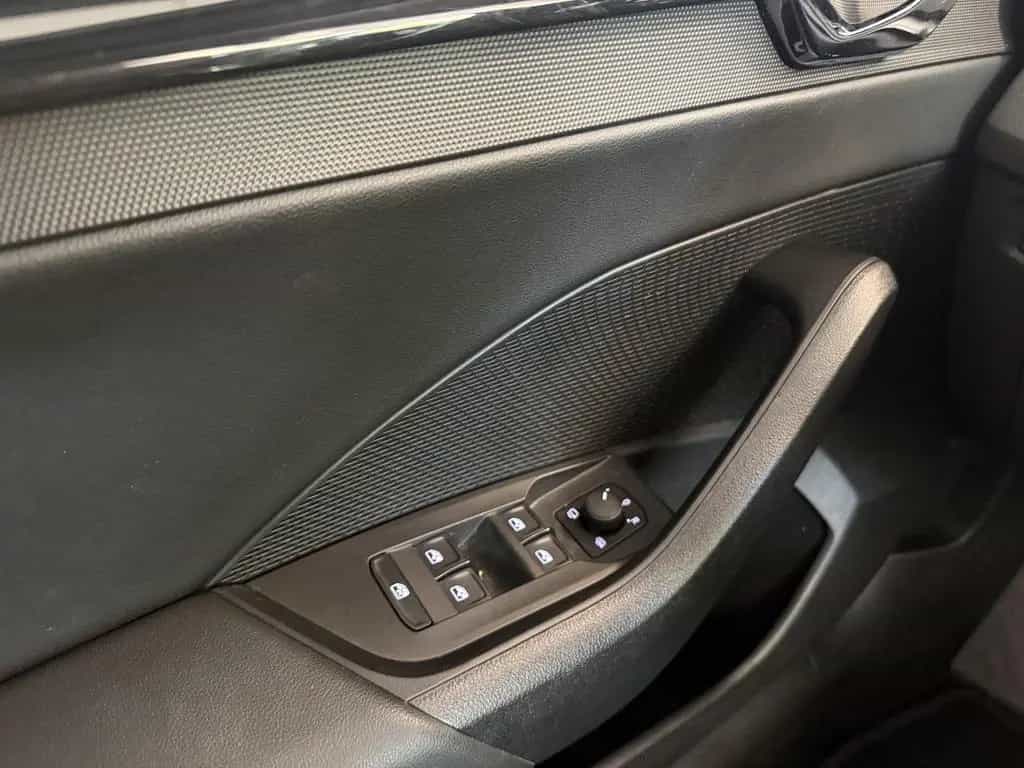 Skoda Octavia Ambition*AHK*LED*CarPlay*Tempo*Keyless 03/2023-photo-19