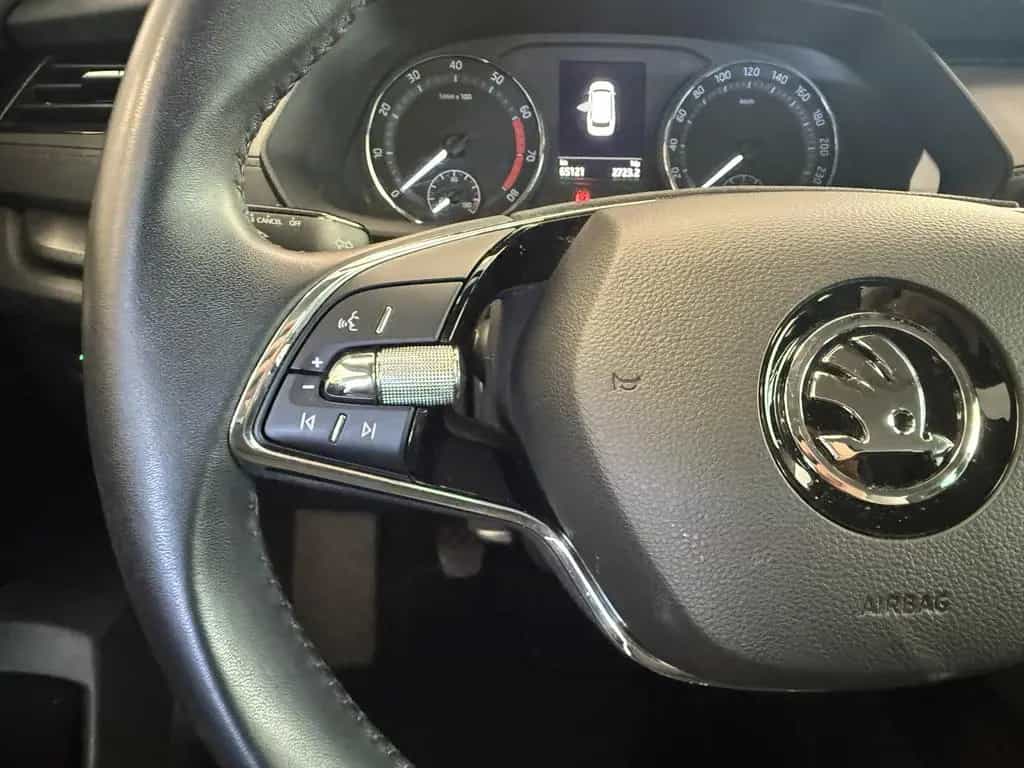 Skoda Octavia Ambition*AHK*LED*CarPlay*Tempo*Keyless 03/2023-photo-22