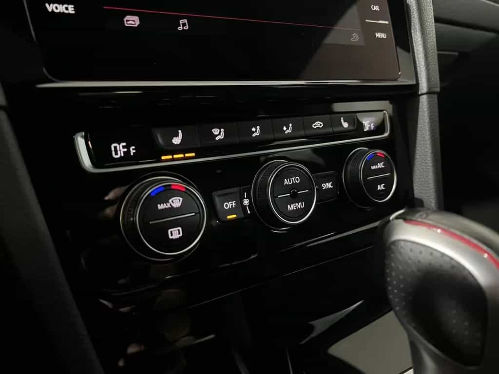 Volkswagen Golf GTI Performance *Pano*Virtual*Kamera*DCC* 12/2018-photo-26