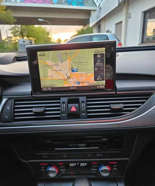 Audi A6 3.0 TDI quattro LEDER HEIZUNG HUD BOSE VOLL 04/2017-photo-29