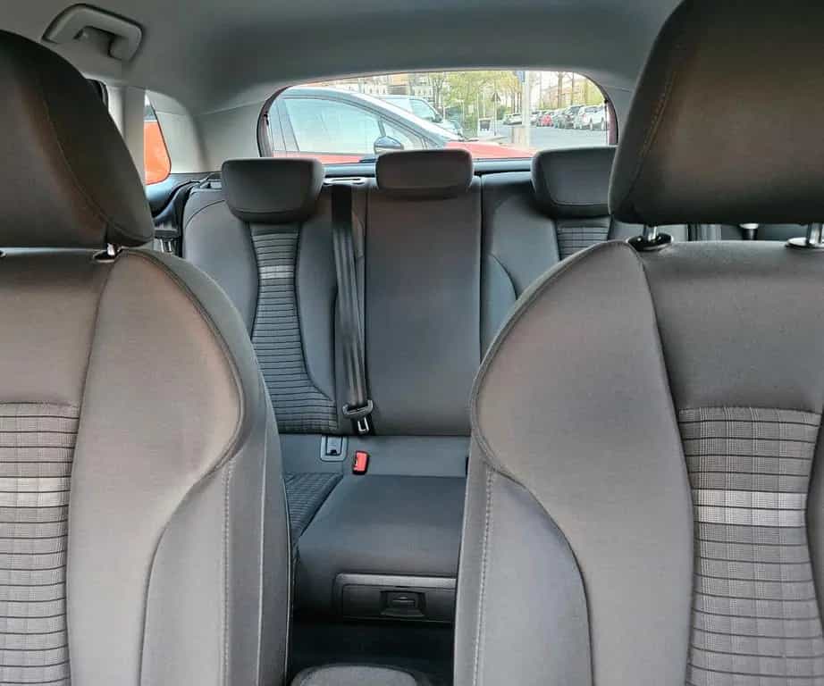 Audi A3 Sportback ULTRA BiXENON AUTOMATIK LED 1.HAND 01/2016-photo-16