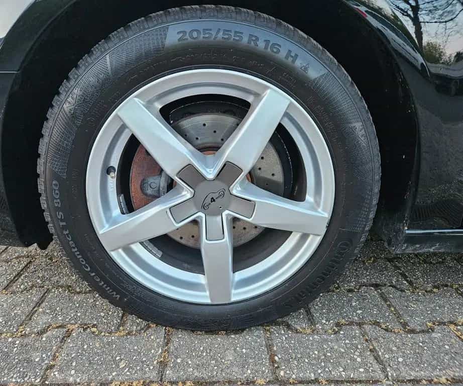 Audi A3 Sportback ULTRA BiXENON AUTOMATIK LED 1.HAND 01/2016-photo-40
