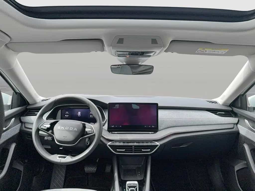 Skoda Octavia Combi 2.0 TDI DSG Selection Anhängerkupp 06/2025-photo-7