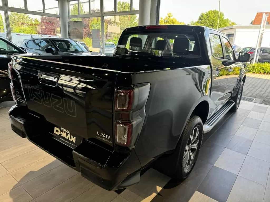 Isuzu D-Max Double Cab 4WD Autom. LSE (BTF) Klima 06/2025-photo-6
