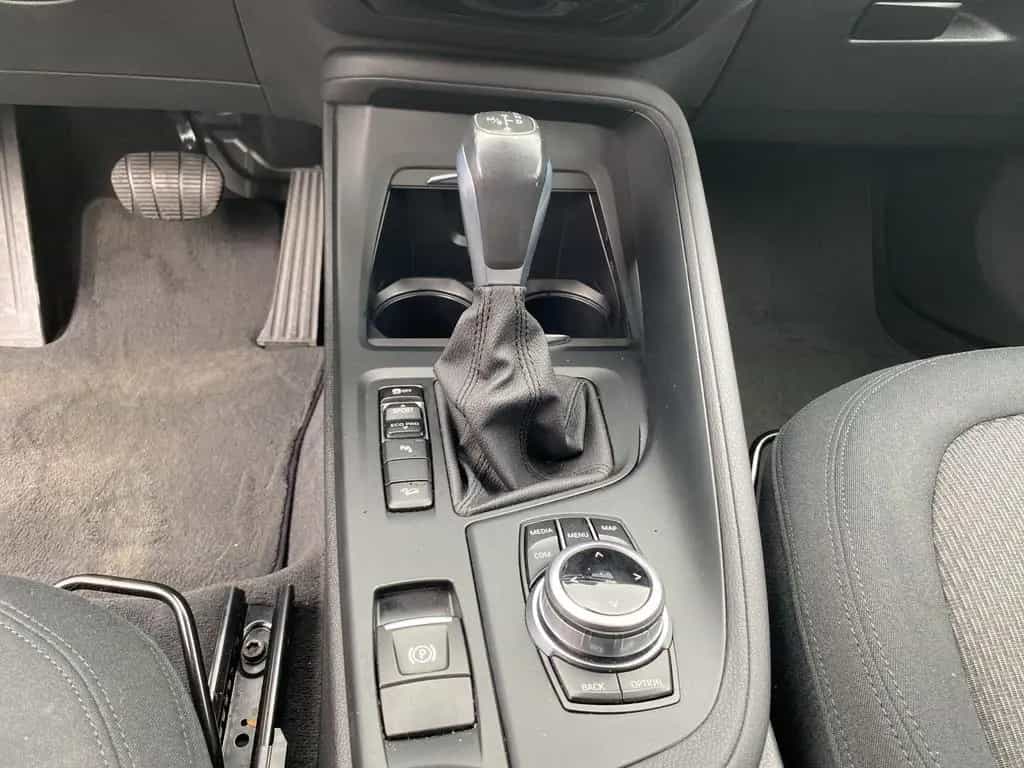 BMW X1 xDrive 20i (Advantage Navi LED AHK RFK) 02/2018-photo-12