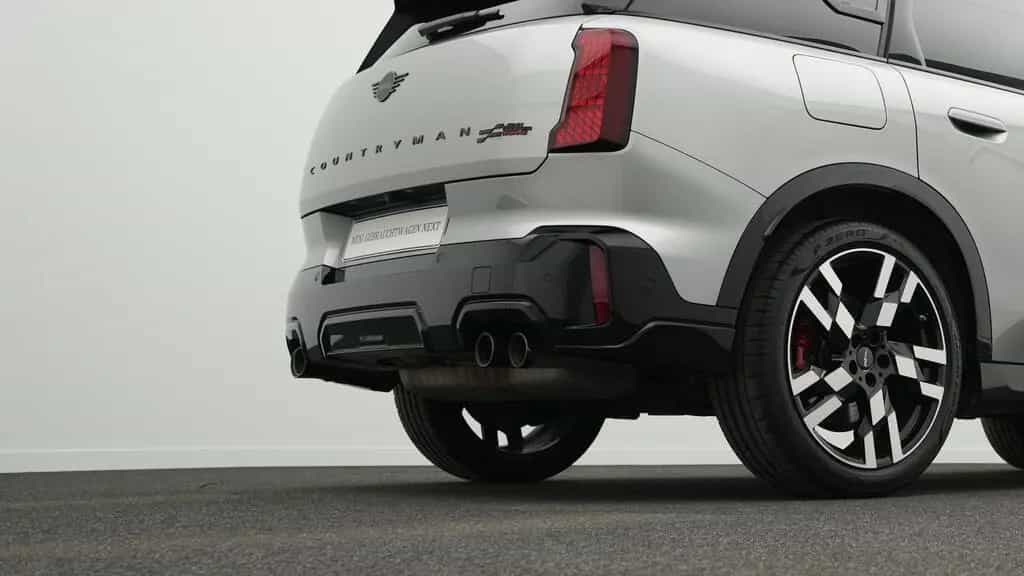 MINI John Cooper Works Countryman JCW Countryman ALL4 08/2025-photo-23