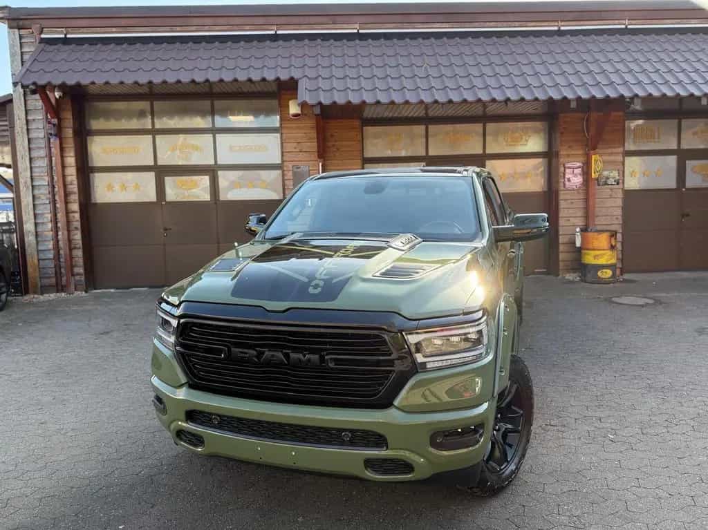Dodge RAM V8*4X4*NAVI*AHK*LONGBED*ROLLBAR*OFFROAD*GARANTIE 12/2022-photo-2
