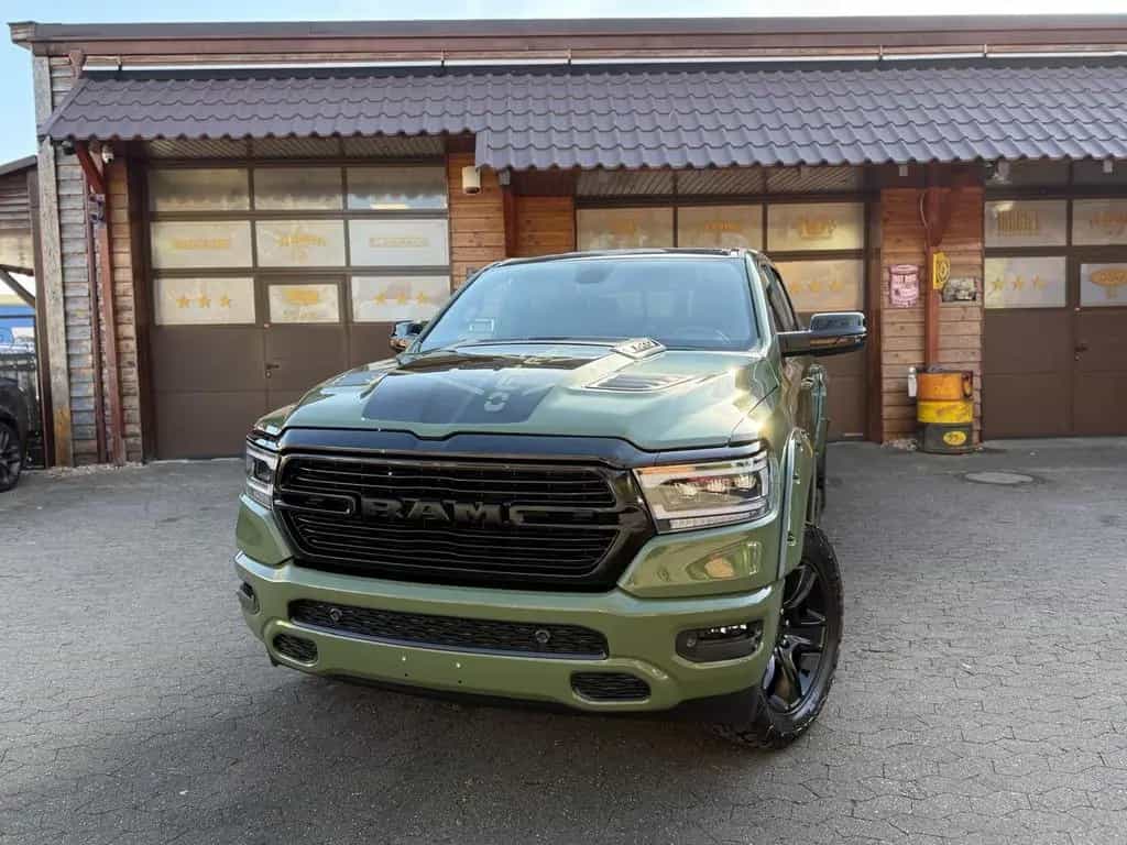 Dodge RAM V8*4X4*NAVI*AHK*LONGBED*ROLLBAR*OFFROAD*GARANTIE 12/2022-photo-3