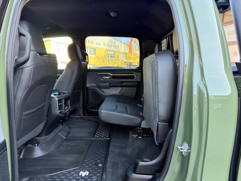 Dodge RAM V8*4X4*NAVI*AHK*LONGBED*ROLLBAR*OFFROAD*GARANTIE 12/2022-photo-36