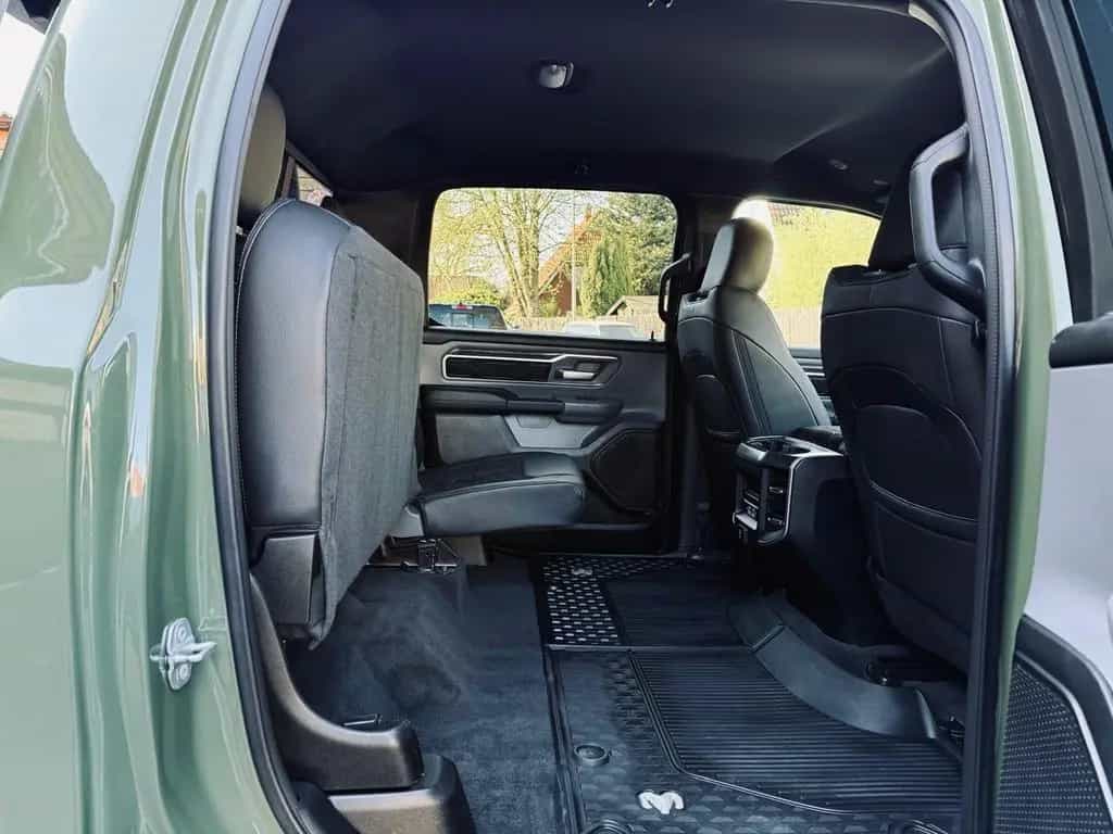 Dodge RAM V8*4X4*NAVI*AHK*LONGBED*ROLLBAR*OFFROAD*GARANTIE 12/2022-photo-37
