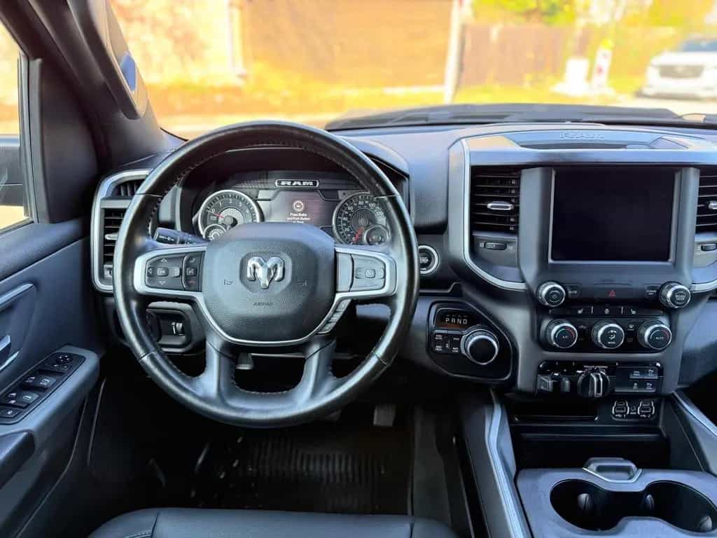 Dodge RAM V8*4X4*NAVI*AHK*LONGBED*ROLLBAR*OFFROAD*GARANTIE 12/2022-photo-47