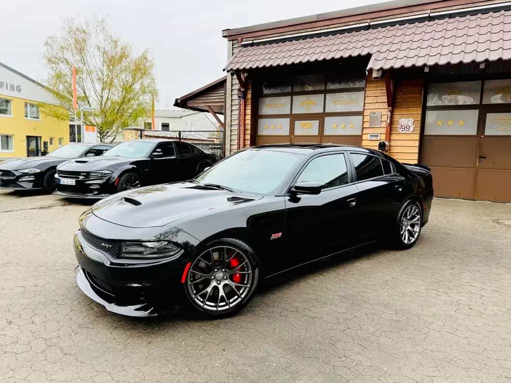 Dodge Charger EU*UNFALLFREI*6,4*SRT*SCAT BACK*BREMBO*RADAR 02/2016-photo-0