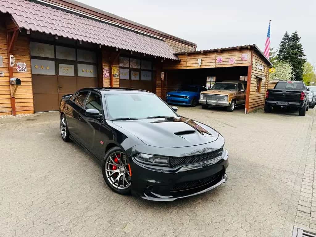 Dodge Charger EU*UNFALLFREI*6,4*SRT*SCAT BACK*BREMBO*RADAR 02/2016-photo-10