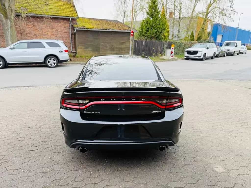 Dodge Charger EU*UNFALLFREI*6,4*SRT*SCAT BACK*BREMBO*RADAR 02/2016-photo-24