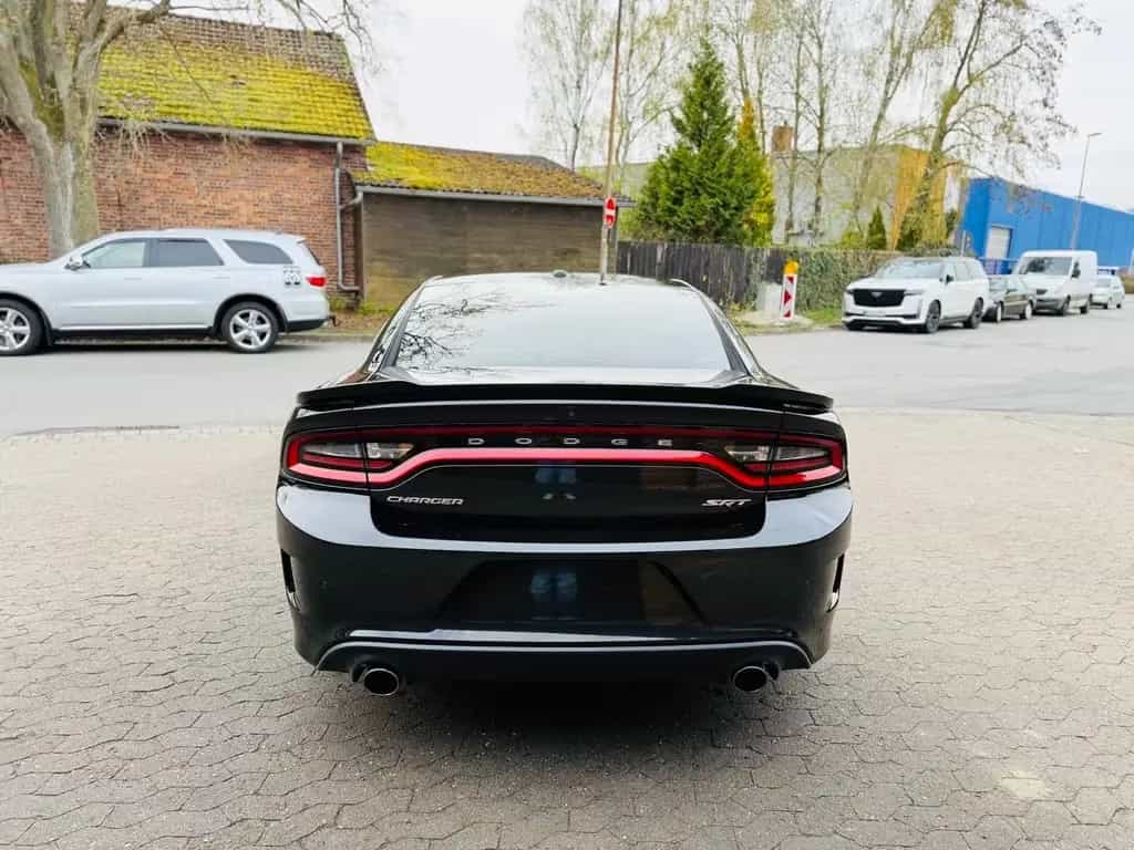 Dodge Charger EU*UNFALLFREI*6,4*SRT*SCAT BACK*BREMBO*RADAR 02/2016-photo-25