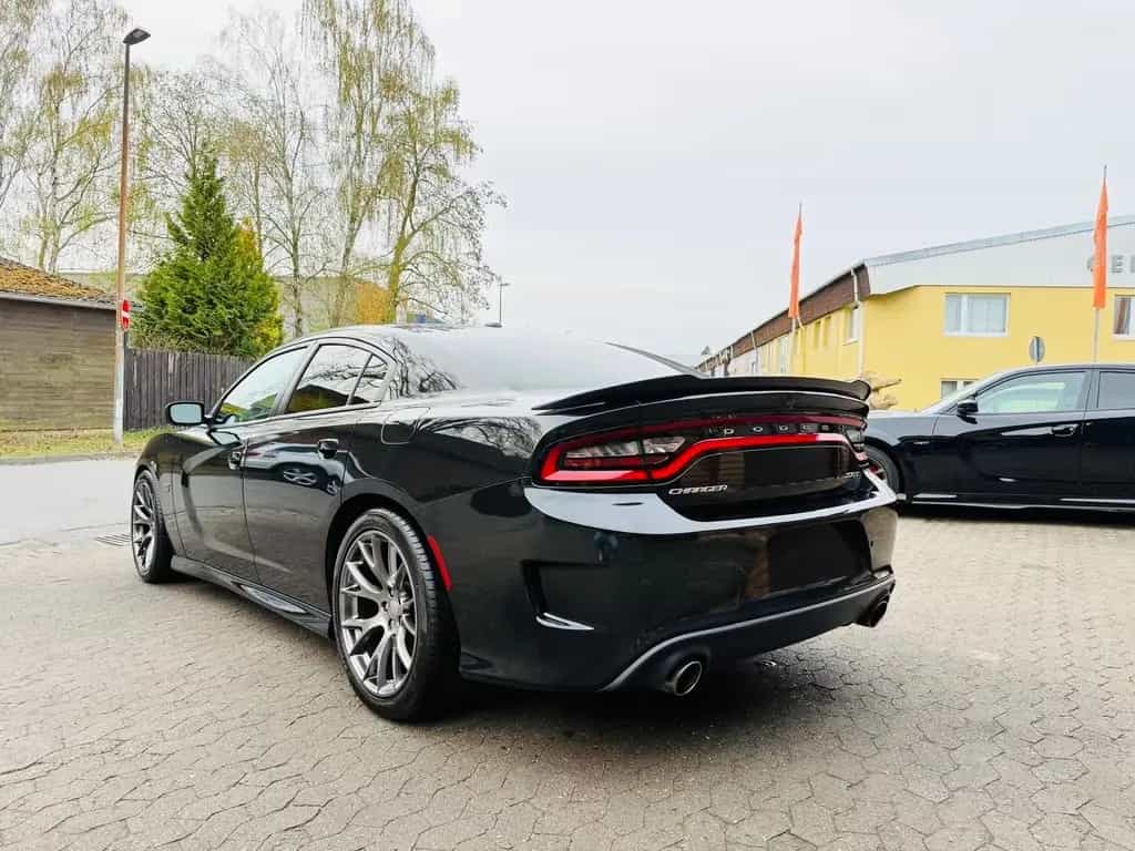 Dodge Charger EU*UNFALLFREI*6,4*SRT*SCAT BACK*BREMBO*RADAR 02/2016-photo-28