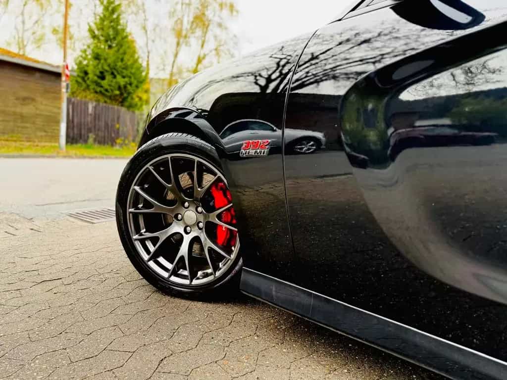 Dodge Charger EU*UNFALLFREI*6,4*SRT*SCAT BACK*BREMBO*RADAR 02/2016-photo-29