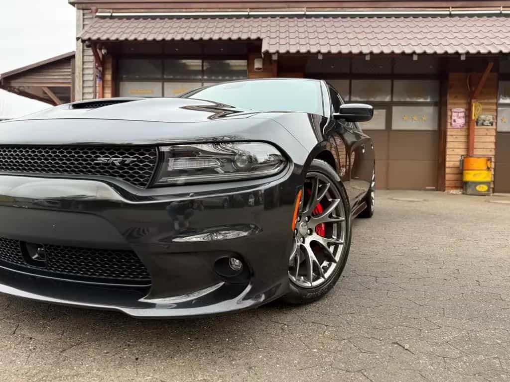 Dodge Charger EU*UNFALLFREI*6,4*SRT*SCAT BACK*BREMBO*RADAR 02/2016-photo-4