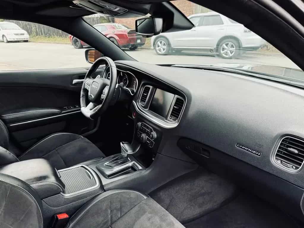 Dodge Charger EU*UNFALLFREI*6,4*SRT*SCAT BACK*BREMBO*RADAR 02/2016-photo-46