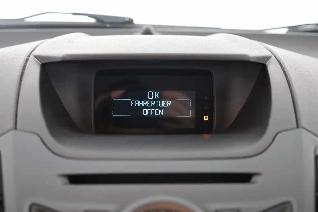 Ford EcoSport 1.0 Ecoboost Sitzheizung Klimaaut. USB 05/2016-photo-11