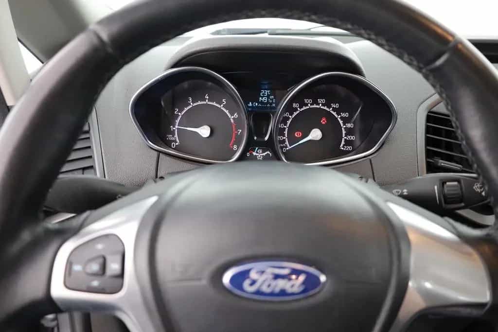 Ford EcoSport 1.0 Ecoboost Sitzheizung Klimaaut. USB 05/2016-photo-19