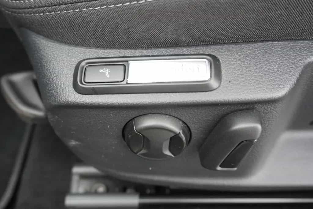 Volkswagen Passat Variant 1.5 TSI R-Line LED Navi ACC 360° 05/2020-photo-21